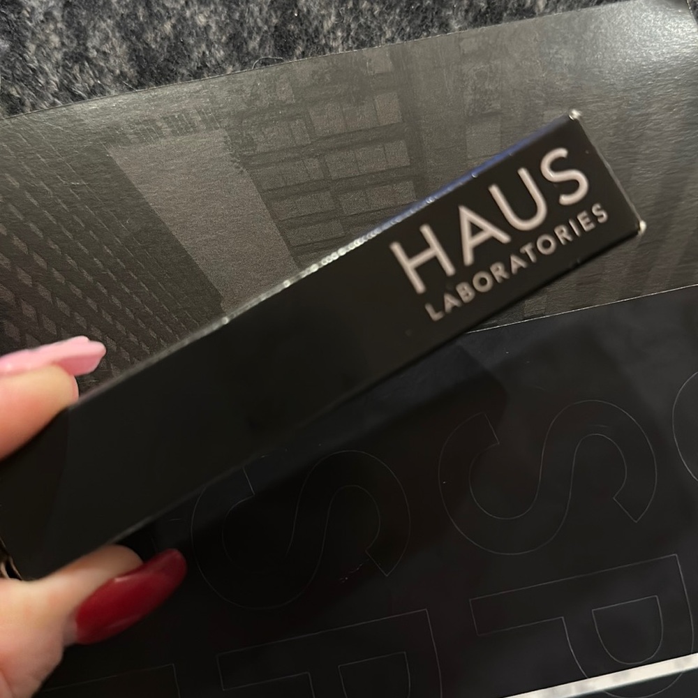 NIB HAUS Laboratories by Lady Gaga. Glam Attack liquid shimmer eyeshadow *Rye*